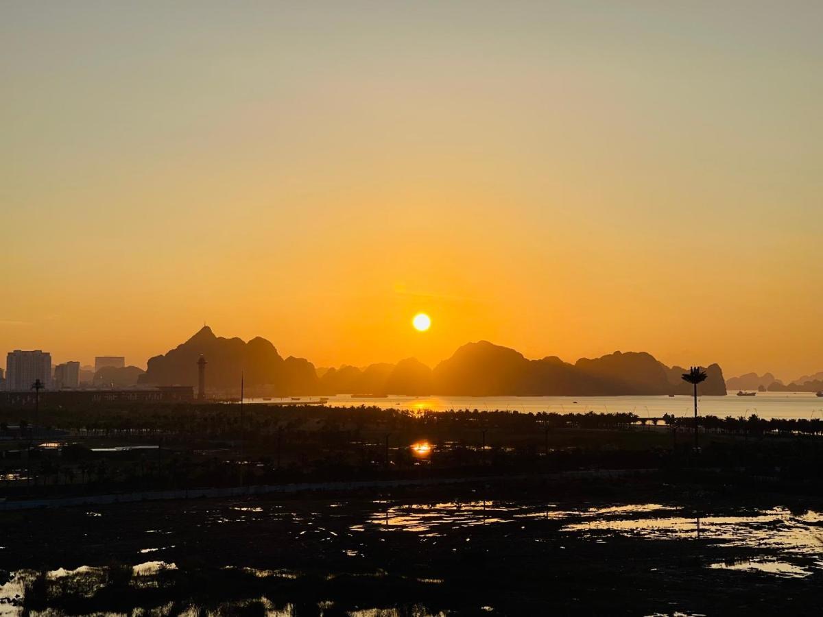 Ha Long Seasun Hotel エクステリア 写真